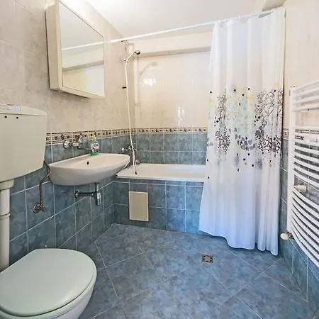 Pashov * Veliko Tarnovo