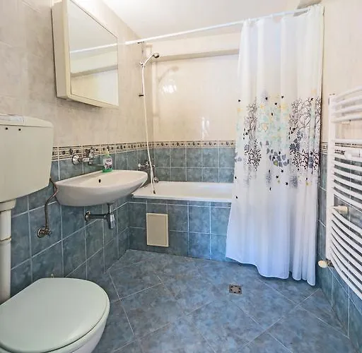 Pashov * Veliko Tarnovo